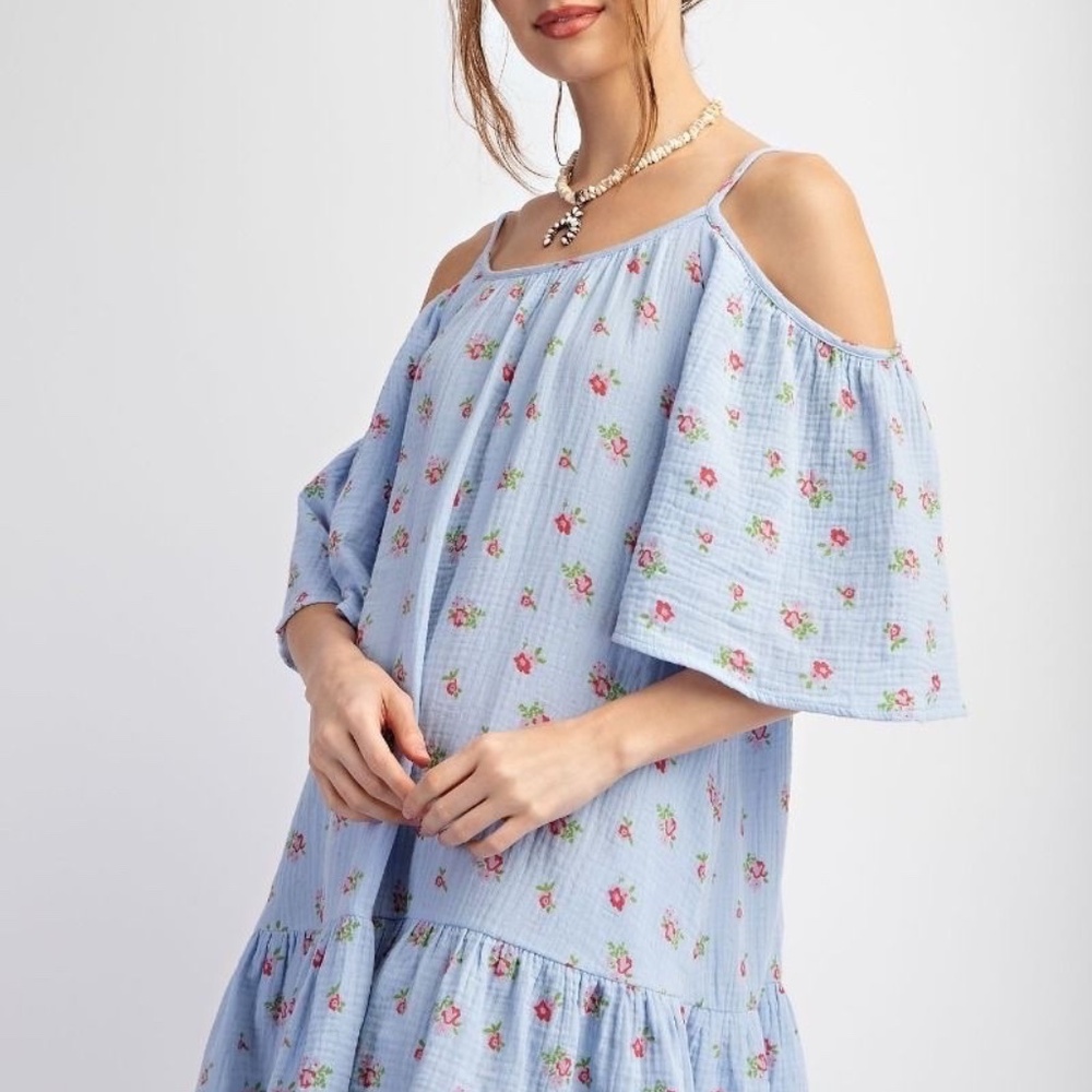New Easel Cold Shoulder Dress Pom Pom Trim Ruffle Gauze Blue Floral Pockets - Picture 3 of 12